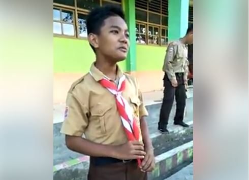 Siswa SMP Ini Punya Suara Merdu bak Biduan Dangdut, Videonya pun Viral