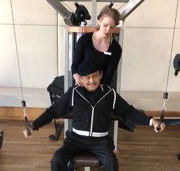 Video BJ Habibie Nge-Gym Viral, Tepis Kabar Meninggal Dunia