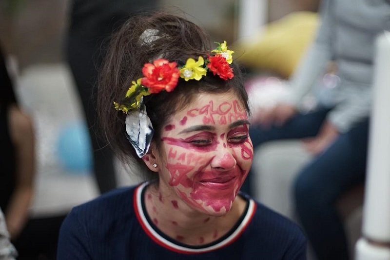 Setelah Ibu 'Pemuja Setan' Viral, Syahnaz Juga Lakukan Bridal Shower Bertema Hantu