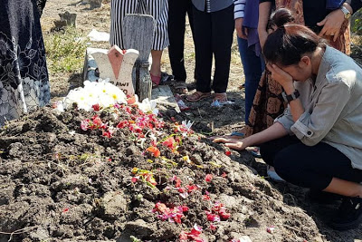 Ternyata Beda Agama! Setelah Meninggal Dunia, Baru Ketahuan Ayah Erie Suzan Muslim!