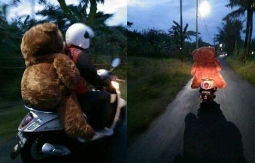 Beri Hadiah untuk Kekasih, Perjuangan Pria ini Bawa Boneka Pakai Motor Bikin Salut