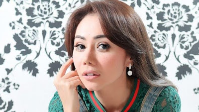 Sulitnya Mengurus Pernikahan Katolik, Femmy Permatasari: "Masa Kita Harus Pindah Agama?"