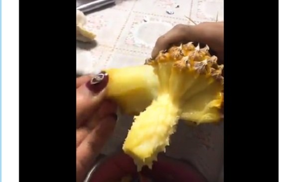 Kupas Nanas dengan Satu Jari, Video Ini Langsung Viral di Medsos