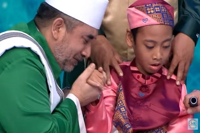 Viral Bocah Hafal 30 Juz Alquran Meski Divonis Lumpuh Otak