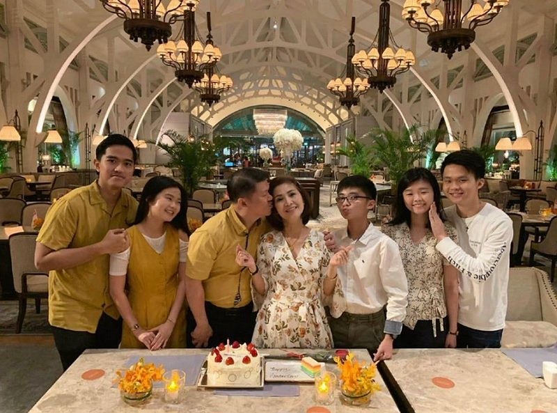 Viral Foto Kaesang Makan Malam Bareng Calon Mertua, Netizen: Pak Jokowi Ini Kode Pak