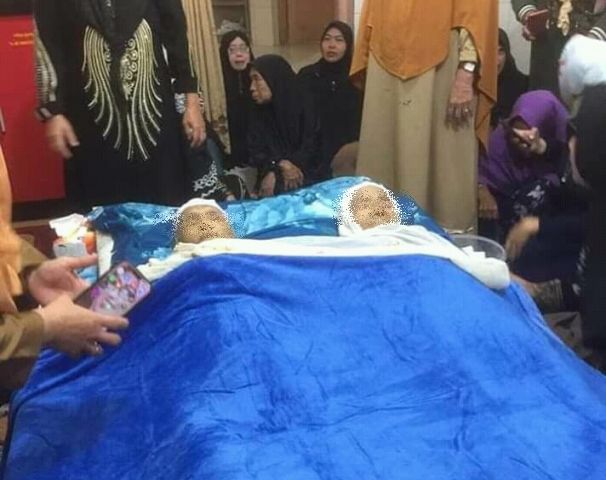 Viral, Kisah Jodoh Dunia Akhirat Kakek dan Nenek di Makassar