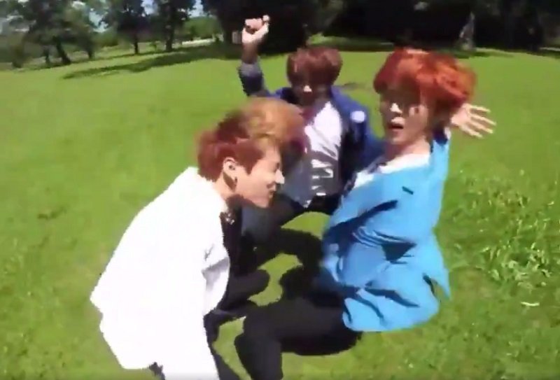 Viral BTS Joget Entah Apa yang Merasukimu, Siapa Paling Santuy?