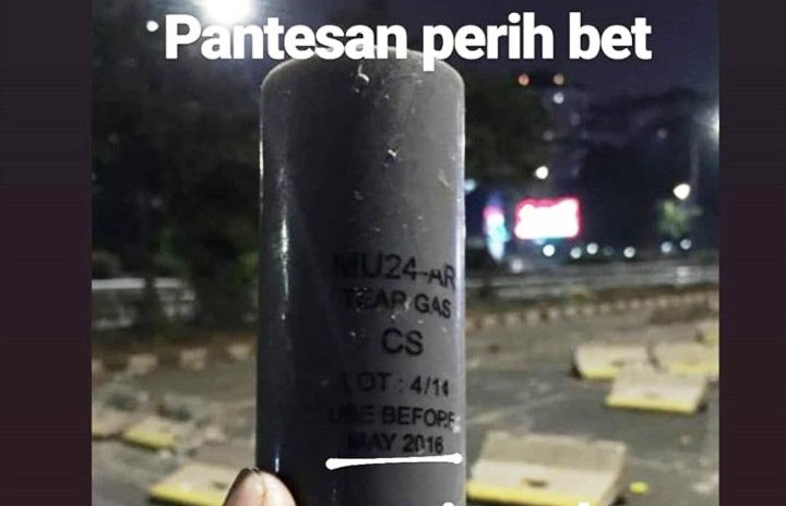 Viral Polisi Gunakan Gas Air Mata Kedaluarsa saat Amankan Demo Mahasiswa