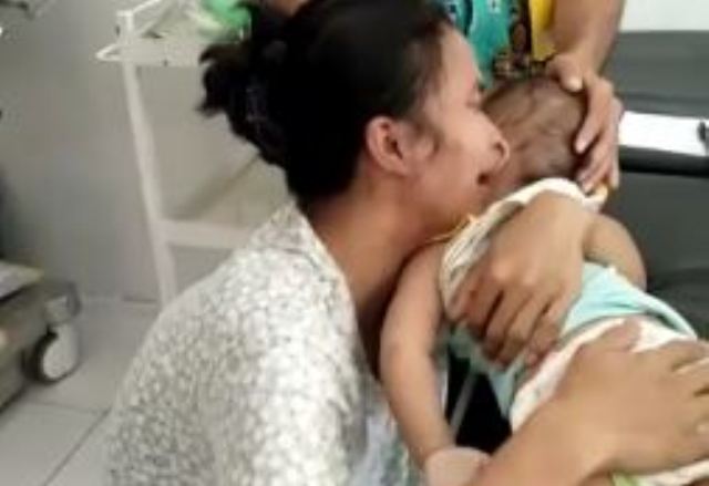 Viral Ibu Menangis Histeris Ratapi Bayinya yang Meninggal Tersengat Listrik