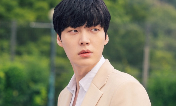 Tampak Canggung, Akting Ahn Jae Hyun di Drama "Love With Flaws" Banjir Kritik Pedas Netizen!