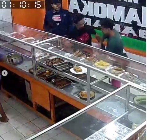 Viral Video Pelanggan Warteg Dirampok di Jaksel, Polisi Kejar Pelaku