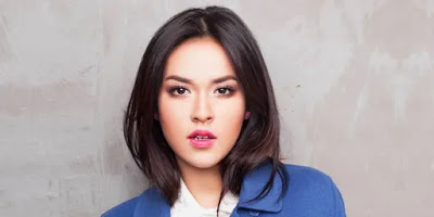 5 Artis Ini Punya Permintaan Aneh Saat Konser, No 5 Minta PSK Botak dan Tanpa Gigi!