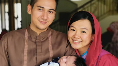 Punya 4 Anak, Aktor Tampan Ini Baru Ketahuan Nikah Beda Agama! Kini Sang Istri Masuk Islam dan Ikut Puasa!