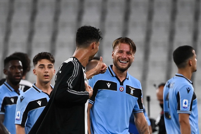 Cristiano Ronaldo dan Immobile Foto Bareng, Netizen: 60 Gol dalam Satu Gambar