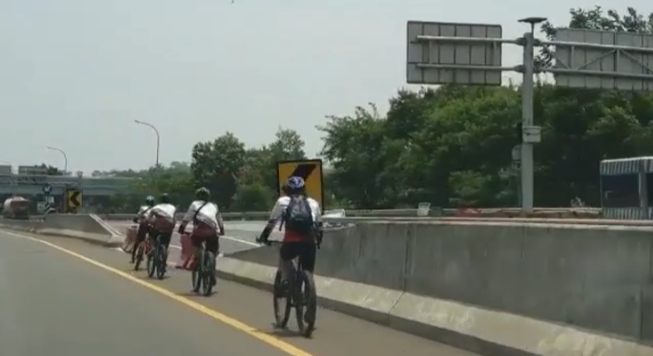 Viral Video Pesepeda Masuk Jalan Tol, Ini Kata Korlantas Polri