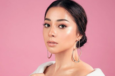 Batal Nikah, Nikita Willy Stres? Pantes Aja! Ternyata Harga Baju Pengantinnya Saja Bisa Buat Beli Rumah Mewah!