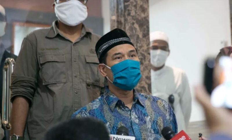 Viral Video Munarman Akan Dipolisikan Para Ulama, FPI: No Comment