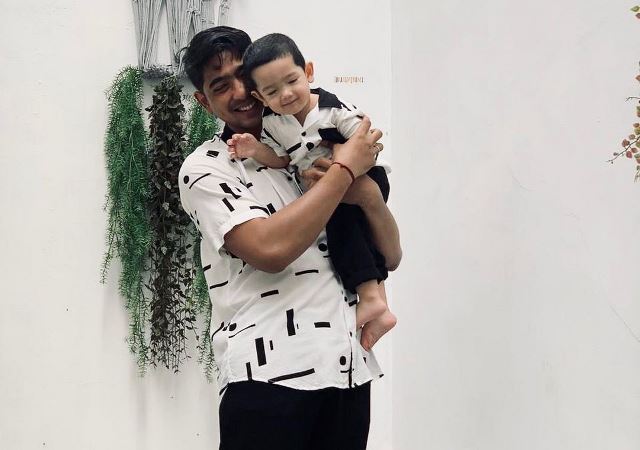 Arya Saloka dan Ibrahim Pakai Baju Couple, Netizen: Gemes Banget Ya Ampun