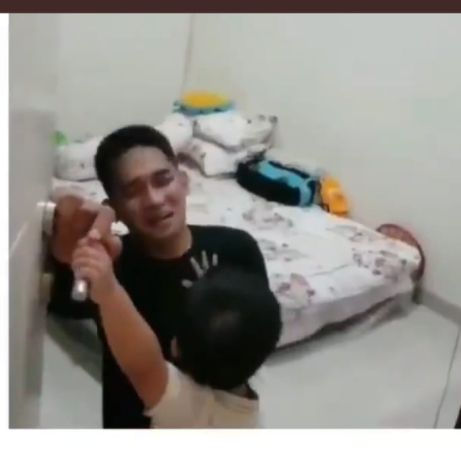 Viral Video Anak Larang Ayahnya Kru KRI Nanggala 402 Berangkat Kerja