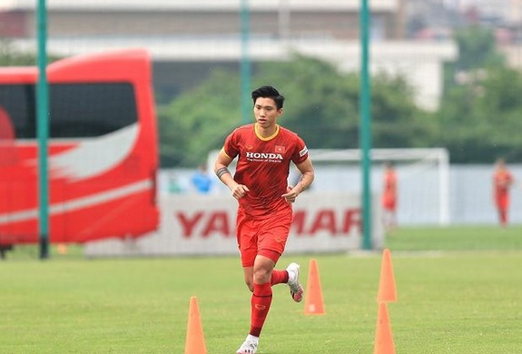 Jelang Vietnam vs Timnas Indonesia, Netizen Tanah Air Serang Instagram Doan Van Hau