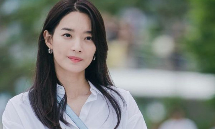 Tanpa Filter, Kecantikan Shin Min Ah di Unggahan Terbaru Bikin Netizen Kagum