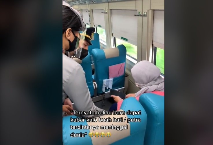 Viral! Ibu Ini Tangisi Kematian Anak Kesayangannya dalam Perjalanan Kereta