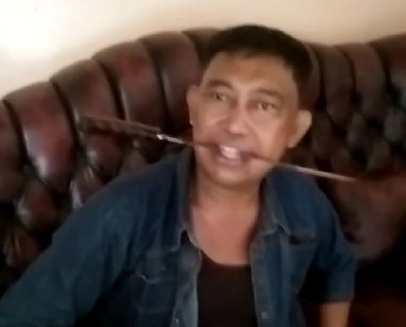 Viral Video Pria Diduga Sedang Nyabu Ngaku Bang Jago dan Kebal Hukum